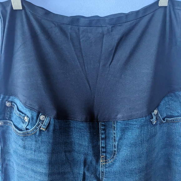 Gap Maternity Jeans - Picture 2 of 5
